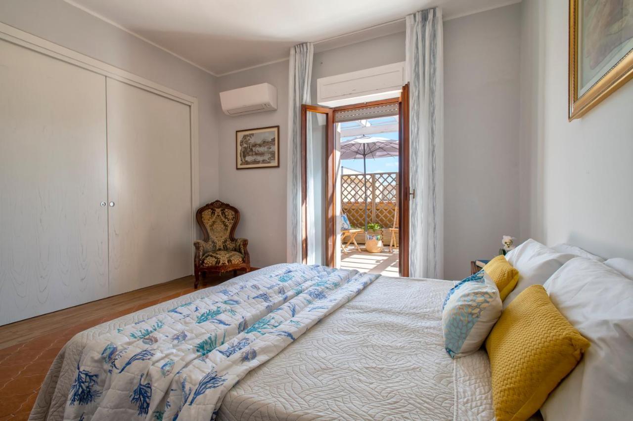 Lungomare Garibaldi - Attico A Due Passi Dal Mare Apartment Alghero Exterior photo